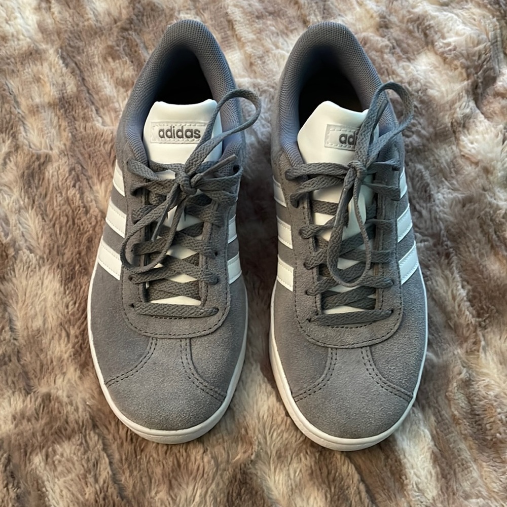 Adidas Sneaker